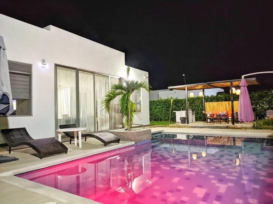 Carmen de Apicalá Casa Palma Roja Boutique , Piscina Privadaヴィラ エクステリア 写真