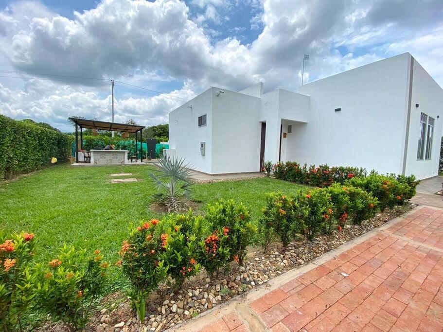 Carmen de Apicalá Casa Palma Roja Boutique , Piscina Privadaヴィラ エクステリア 写真